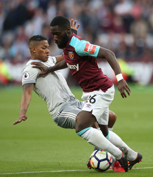 观众们热切 观众们热切