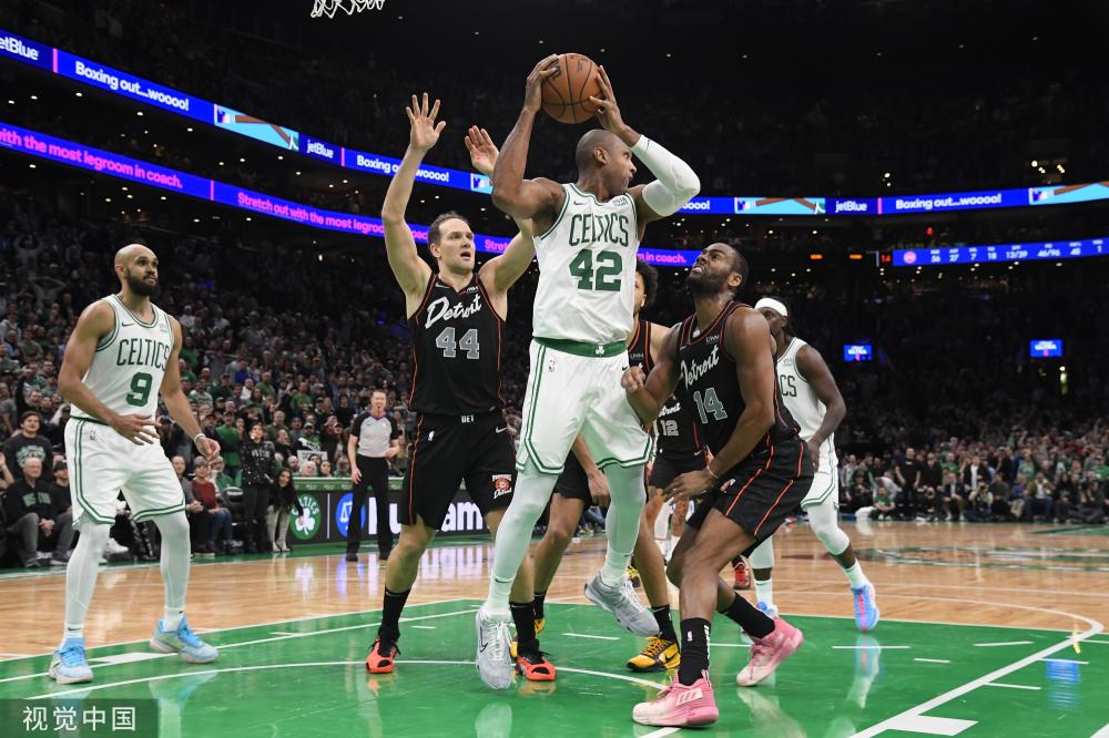 并通过一系 并通过一系