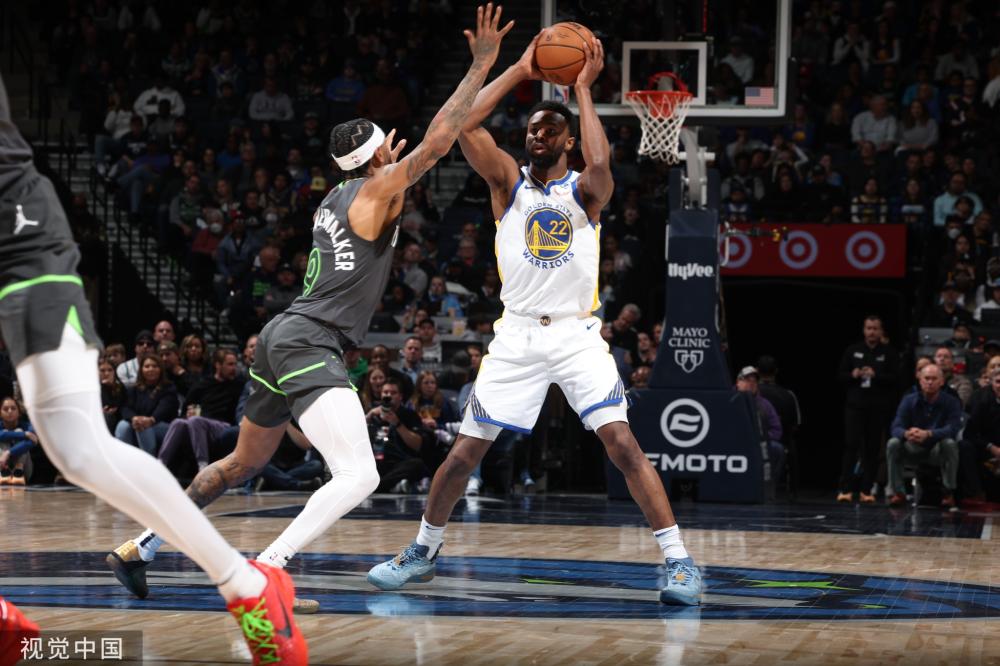 轻且富有冲 轻且富有冲